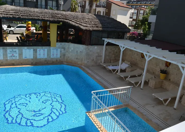Safari Aparthotel
