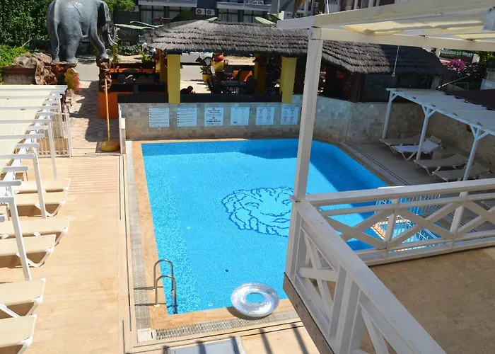 Aparthotel Safari Side